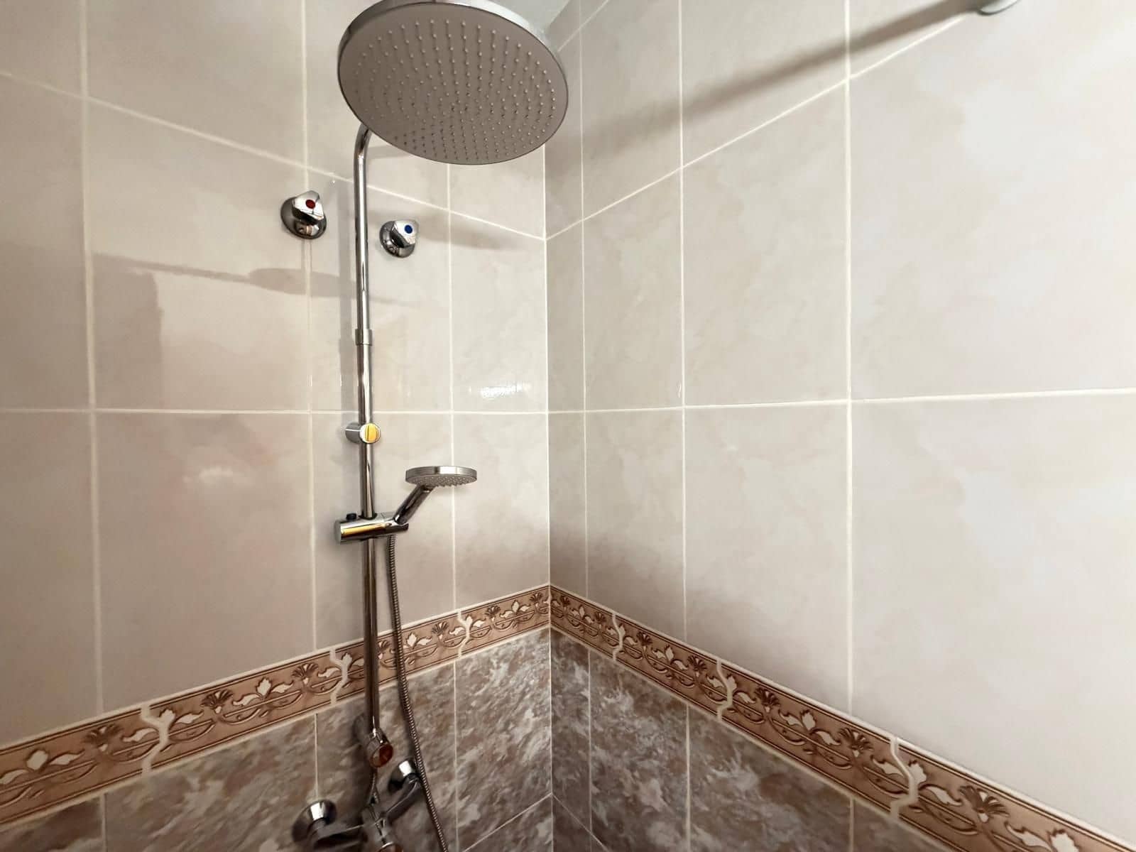 2 sypialnia Dom szeregowy na sprzedaż w Filipinas z basenem - 219 900 € (Ref: 9868899)
