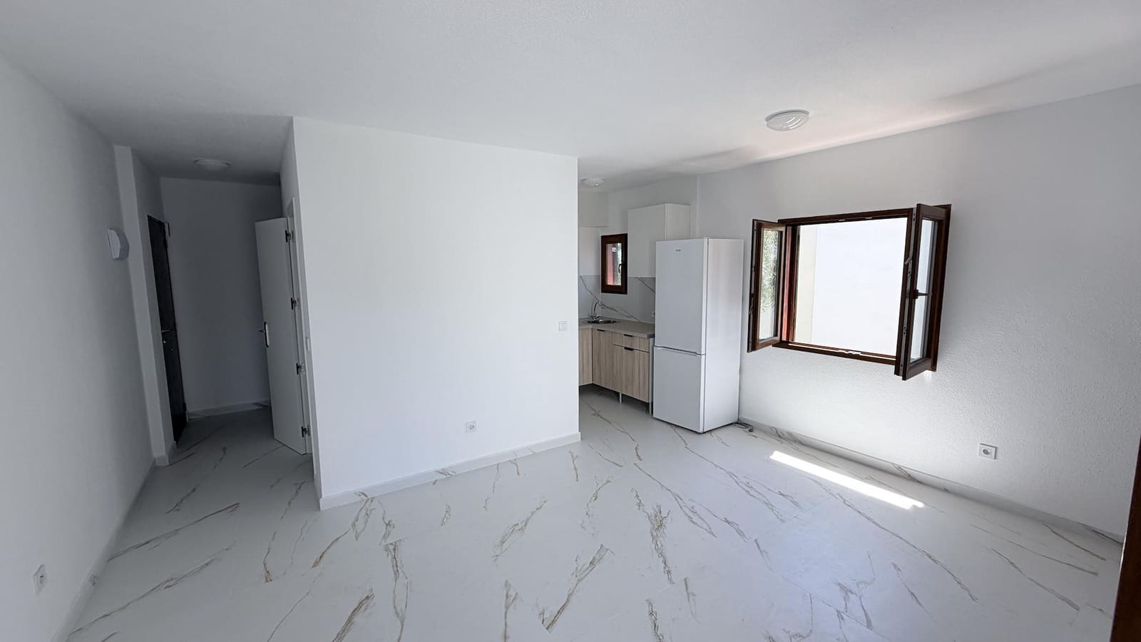 2 soveværelse Lejlighed til salg i Villamartin - € 174.900 (Ref: 9870307)