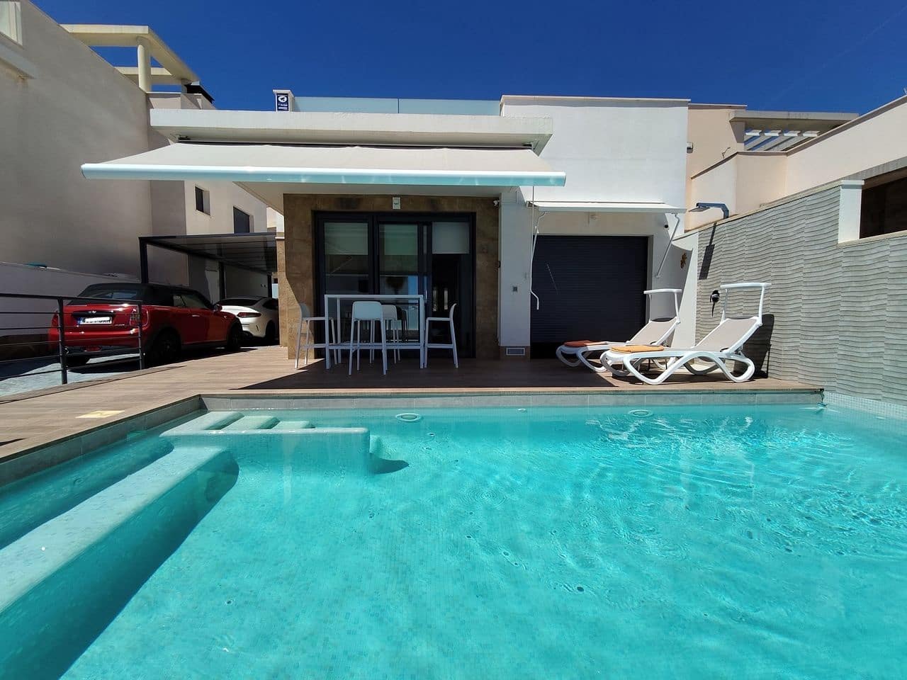 3 bedroom Villa for sale in San Miguel de Salinas - € 429,000 (Ref: 9870311)