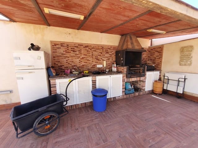 4 bedroom Villa for sale in San Javier with pool garage - € 559,000 (Ref: 9870335)