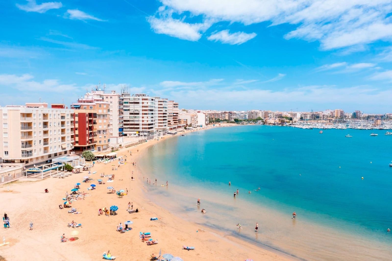 2 sypialnia Apartament na sprzedaż w Torrevieja - 270 000 € (Ref: 9871937)
