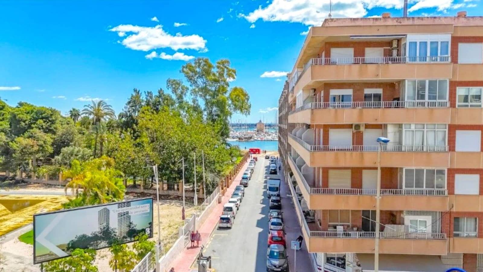 2 sypialnia Apartament na sprzedaż w Torrevieja - 270 000 € (Ref: 9871937)