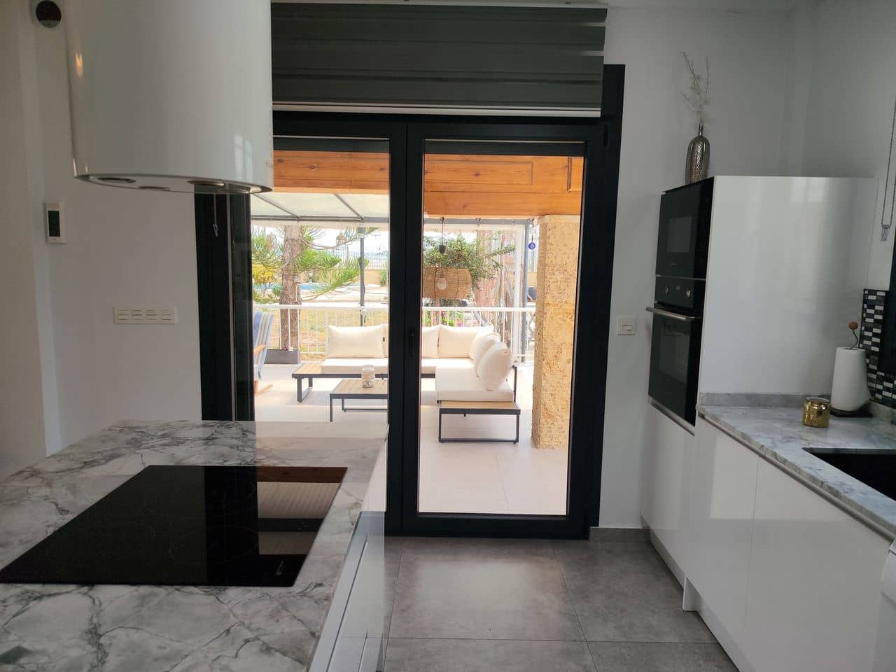 6 bedroom Villa for sale in Los Montesinos with garage - € 785,000 (Ref: 9876665)