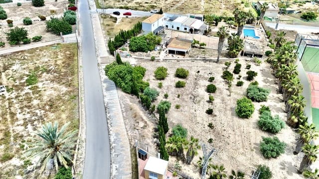 6 slaapkamer Villa te koop in Los Montesinos met garage - € 785.000 (Ref: 9876665)