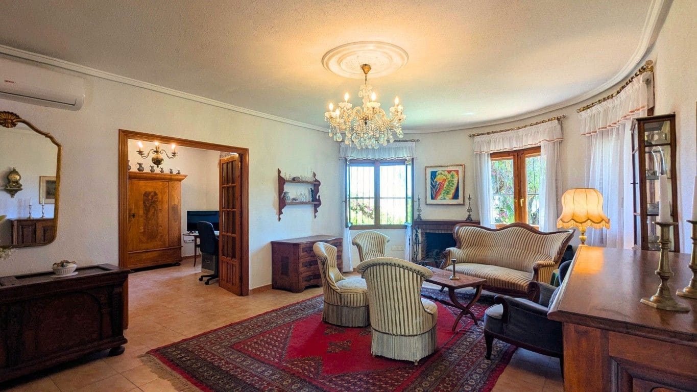 4 makuuhuone Huvila myytävänä paikassa Rojales - 385 000 € (Ref: 9879084)