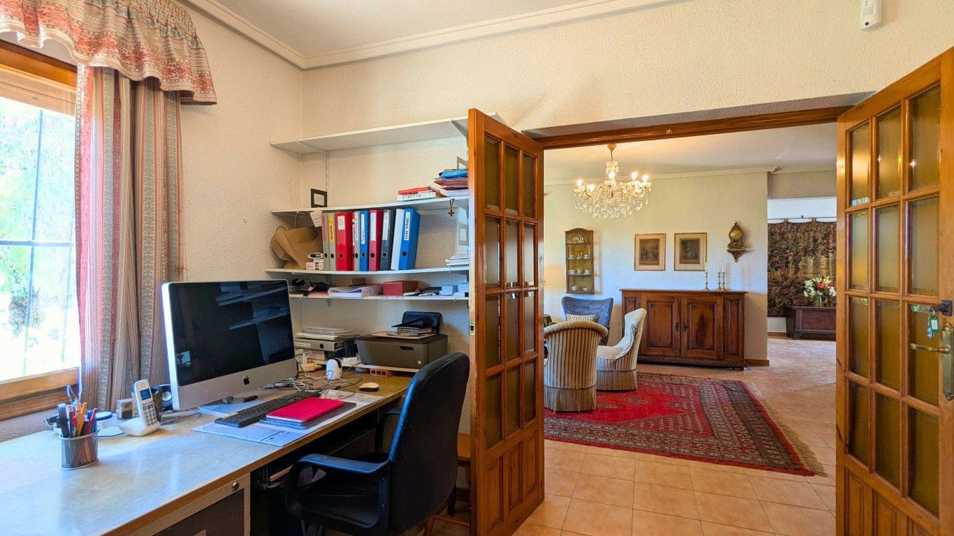 4 makuuhuone Huvila myytävänä paikassa Rojales - 385 000 € (Ref: 9879084)