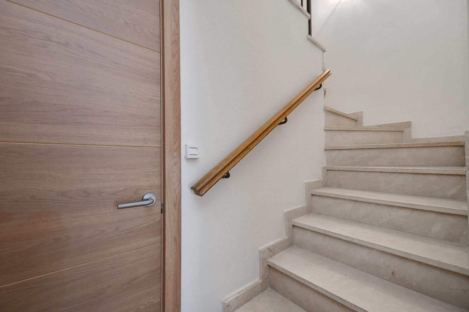 3 quarto Casa em Banda para venda em La Veleta com piscina - 215 000 € (Ref: 9879161)