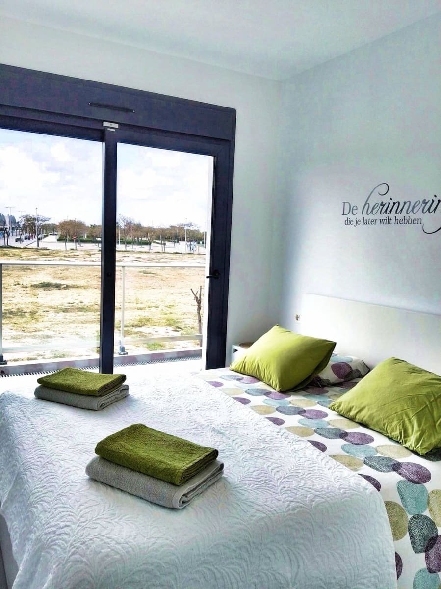 2 slaapkamer Penthouse te koop in Pilar de la Horadada met zwembad - € 290.000 (Ref: 9882173)