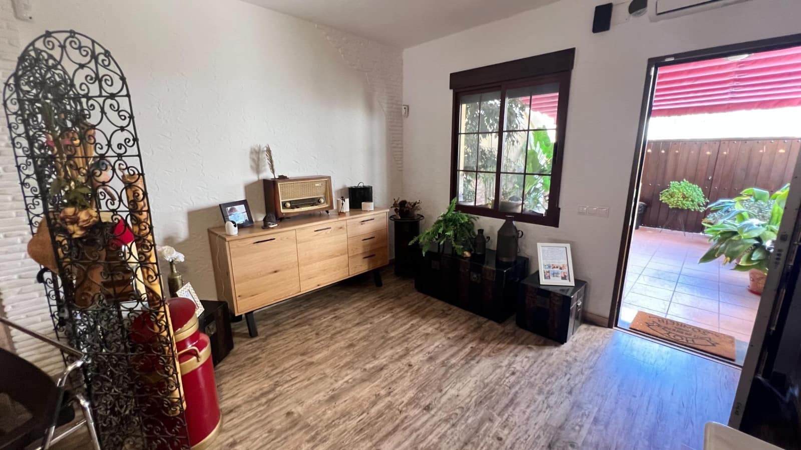 Adosado de 3 habitaciones en Torrevieja en venta - 320.000 € (Ref: 9882180)