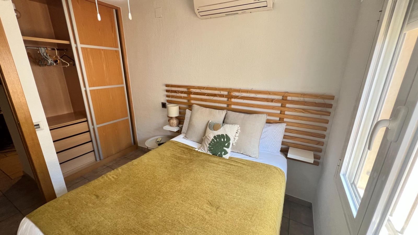 Adosado de 3 habitaciones en Torrevieja en venta - 320.000 € (Ref: 9882180)