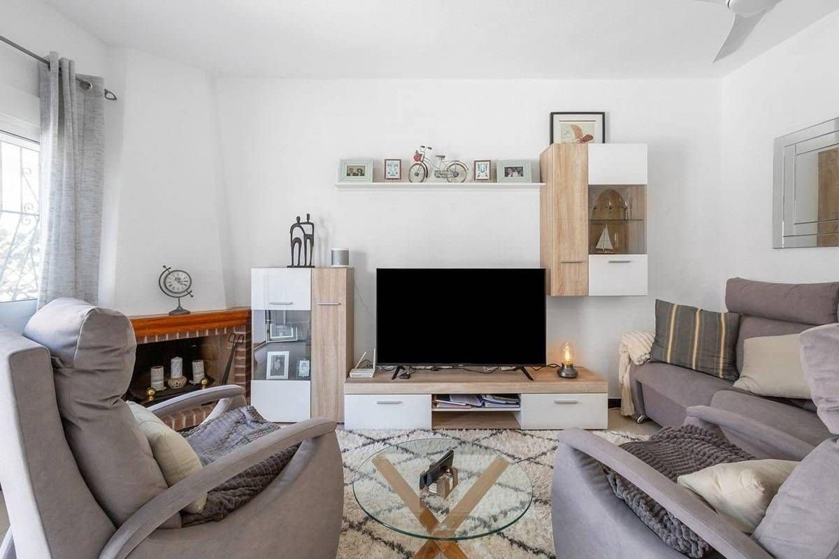 3 soverom Villa til salgs i La Mata med svømmebasseng - € 269 000 (Ref: 9885071)