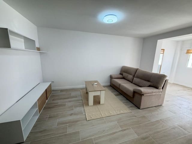 2 soveværelse Byhus til salg i Parque Acuático - Sector 25, Torrevieja med swimmingpool - € 229.900 (Ref: 9885080)