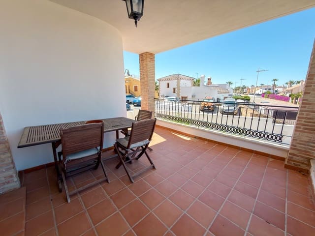 3 soveværelse Villa til salg i Algorfa med swimmingpool - € 375.000 (Ref: 9892585)
