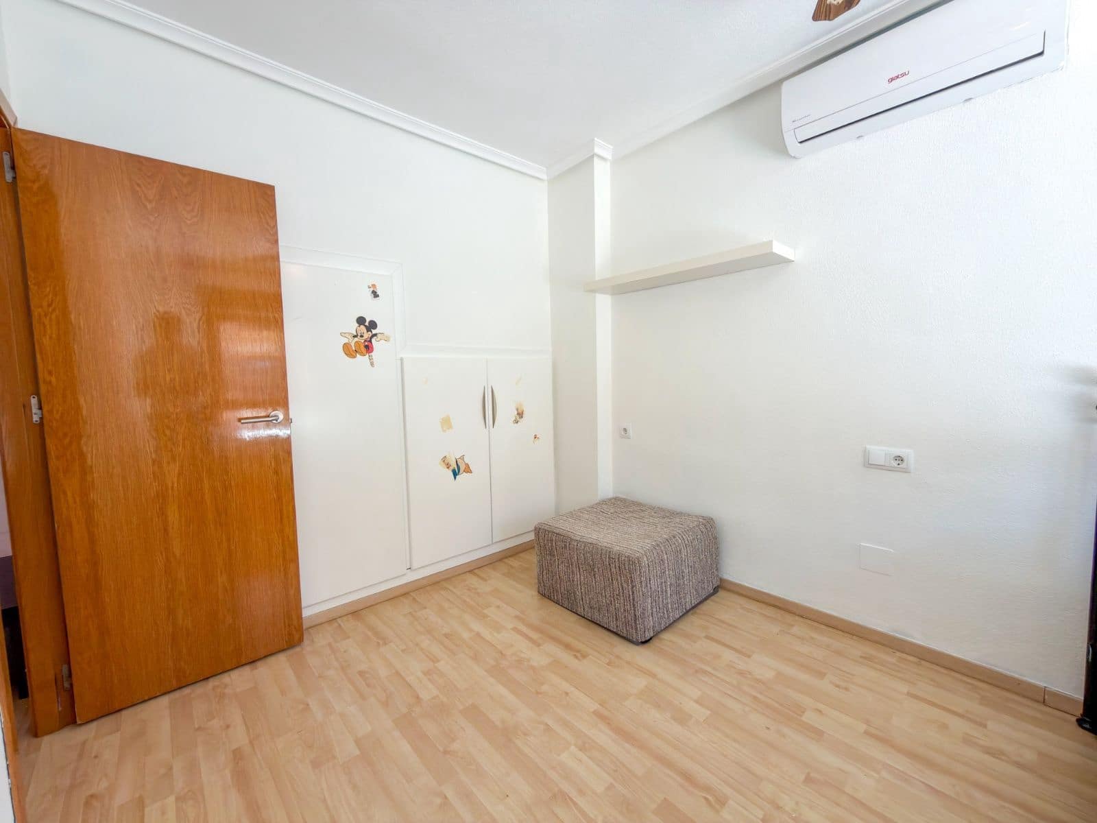 Chalet de 3 habitaciones en Algorfa en venta con piscina - 375.000 € (Ref: 9892585)