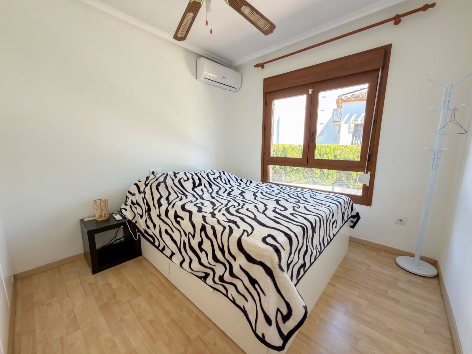 Chalet de 3 habitaciones en Algorfa en venta con piscina - 375.000 € (Ref: 9892585)