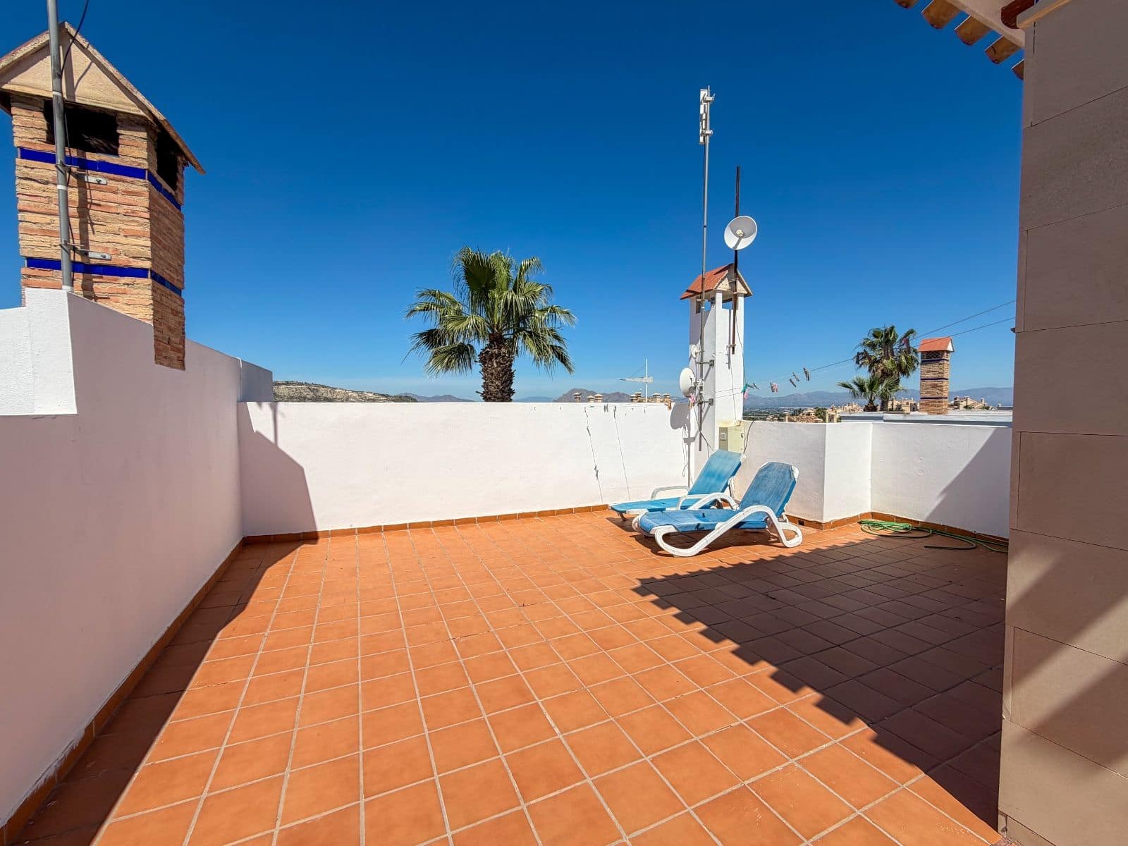 Chalet de 3 habitaciones en Algorfa en venta con piscina - 375.000 € (Ref: 9892585)