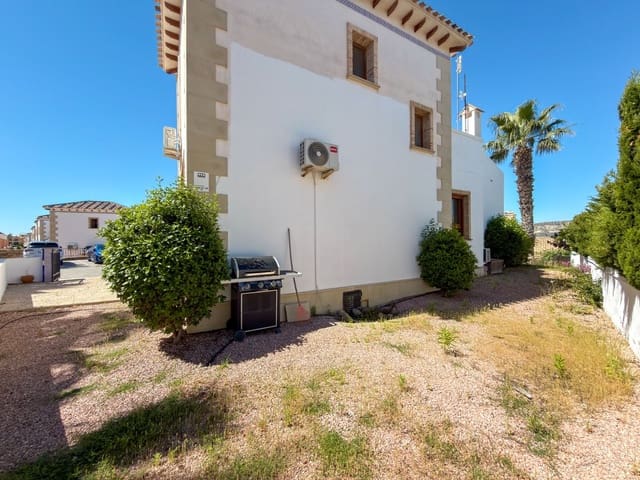 3 soveværelse Villa til salg i Algorfa med swimmingpool - € 375.000 (Ref: 9892585)