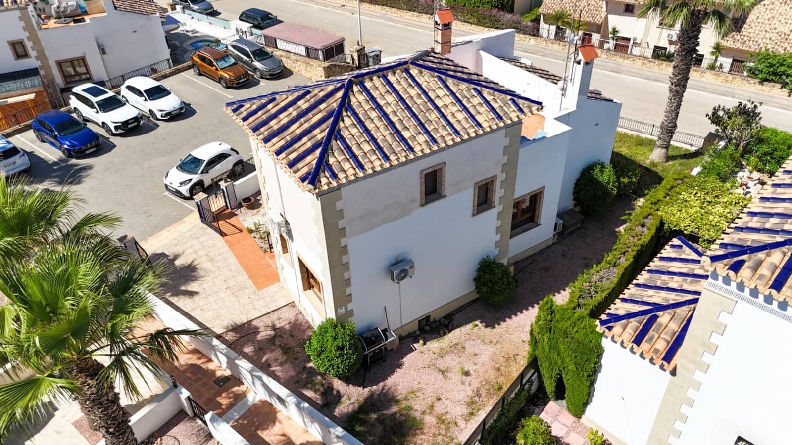 Chalet de 3 habitaciones en Algorfa en venta con piscina - 375.000 € (Ref: 9892585)