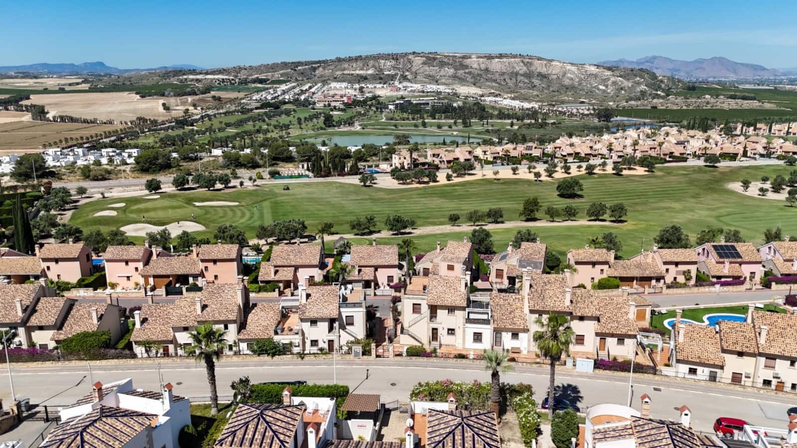 Chalet de 3 habitaciones en Algorfa en venta con piscina - 375.000 € (Ref: 9892585)