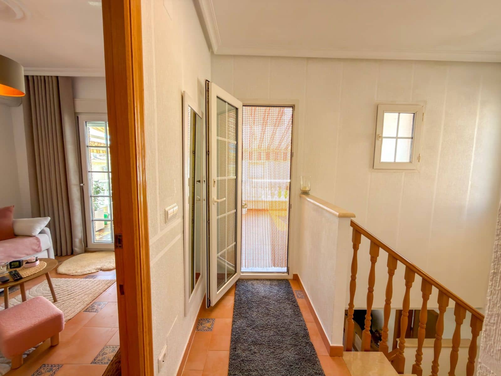 4 Zimmer Villa zu verkaufen in Orihuela Costa mit Pool - 335.000 € (Ref: 9892586)