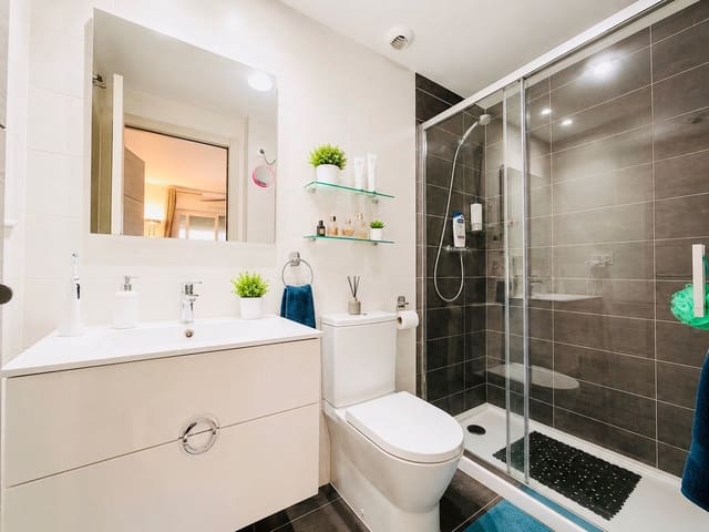 2 Zimmer Apartment zu verkaufen in Orihuela Costa, Orihuela mit Pool Garage - 235.000 € (Ref: 9892587)