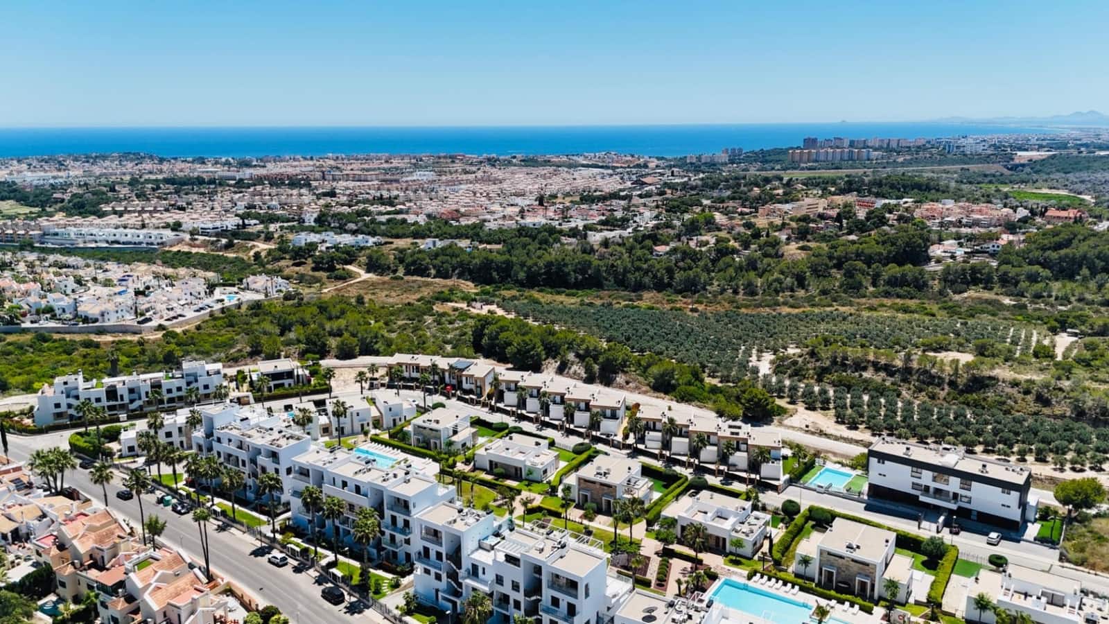2 Zimmer Apartment zu verkaufen in Orihuela Costa mit Pool Garage - 235.000 € (Ref: 9892587)