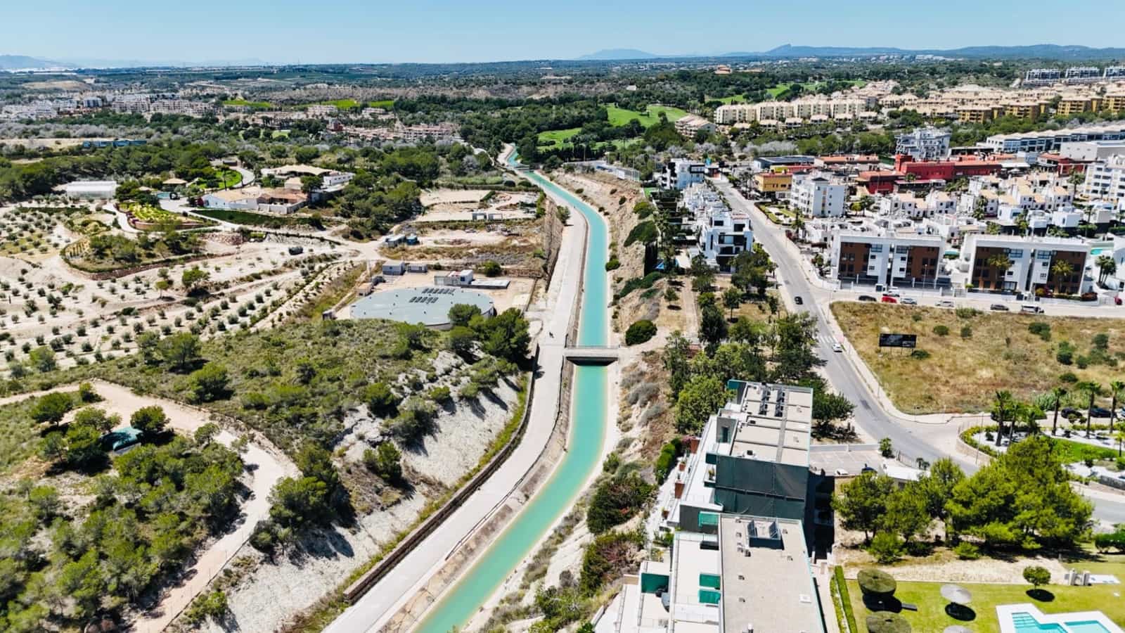 2 Zimmer Apartment zu verkaufen in Orihuela Costa mit Pool Garage - 235.000 € (Ref: 9892587)