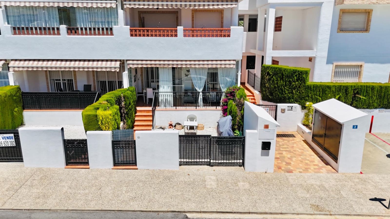 2 Zimmer Apartment zu verkaufen in Orihuela Costa mit Pool Garage - 235.000 € (Ref: 9892587)