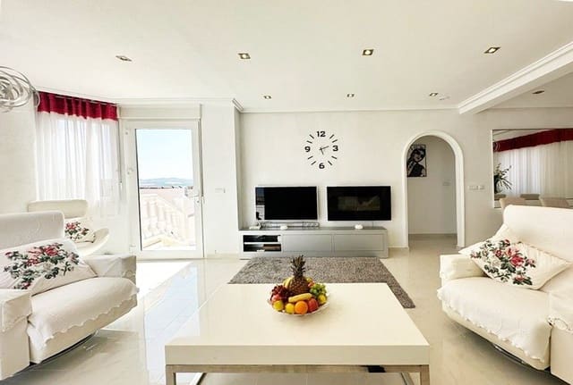 4 bedroom Villa for sale in San Miguel de Salinas with pool - € 335,000 (Ref: 9896543)