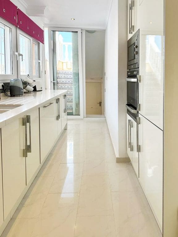 4 bedroom Villa for sale in San Miguel de Salinas with pool - € 335,000 (Ref: 9896543)