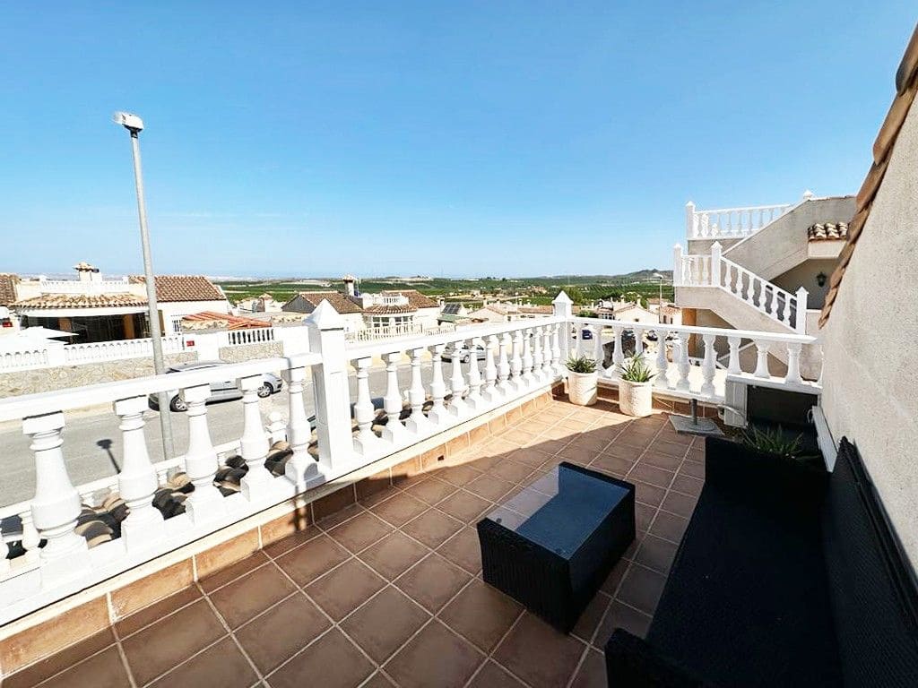 4 bedroom Villa for sale in San Miguel de Salinas with pool - € 335,000 (Ref: 9896543)