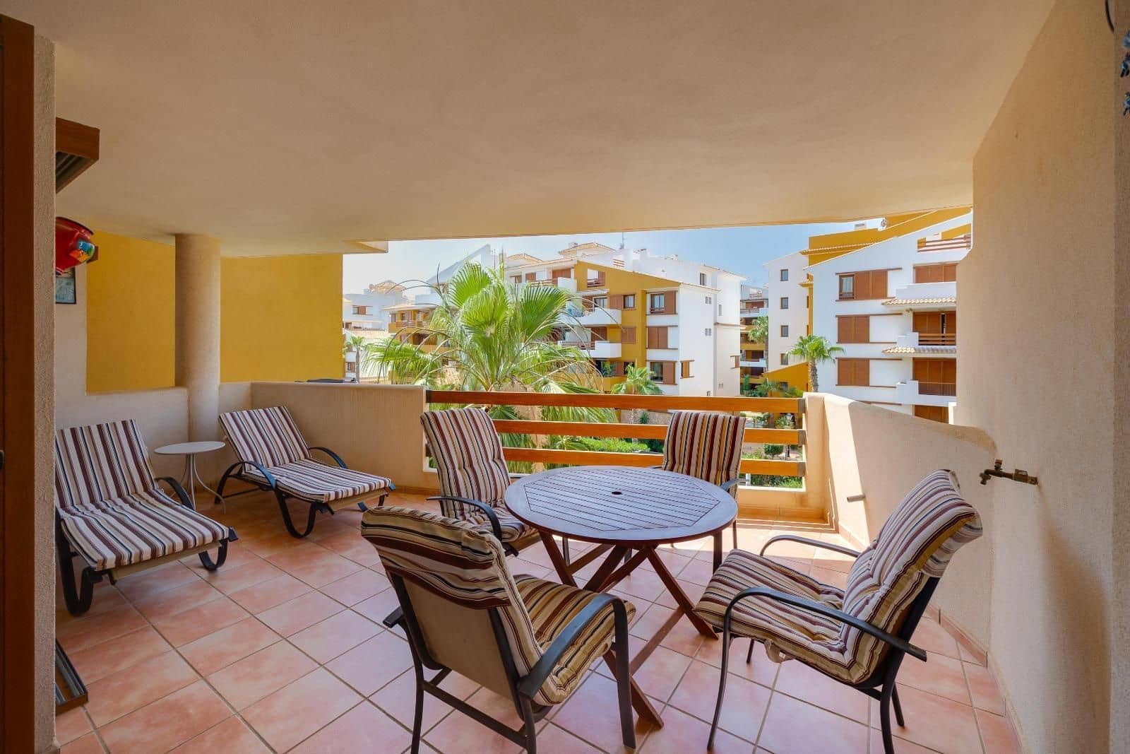 2 sovrum Lägenhet till salu i Punta Prima med pool - 239 969 € (Ref: 9896566)