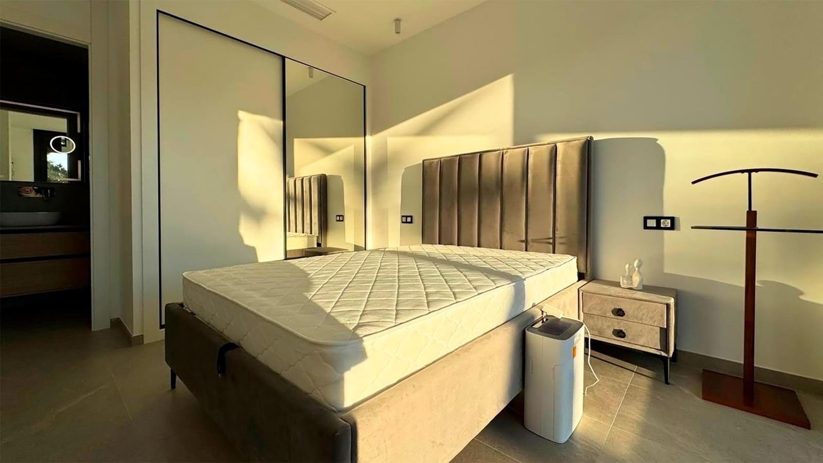 Chalet de 4 habitaciones en Rojales en venta con piscina - 975.000 € (Ref: 9896568)