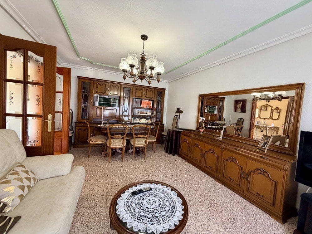 4 bedroom Townhouse for sale in Formentera del Segura with garage - € 212,000 (Ref: 9896574)