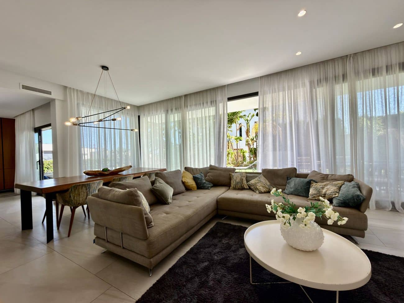 4 makuuhuone Huvila myytävänä paikassa La Villajoyosa / Vila Joiosa mukana uima-altaan - 1 340 000 € (Ref: 9899045)