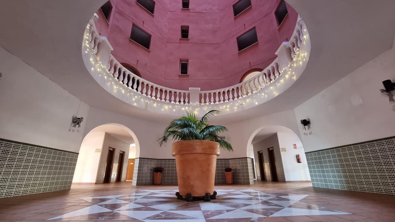 2 quarto Apartamento para venda em Torrevieja com piscina - 265 000 € (Ref: 9899085)