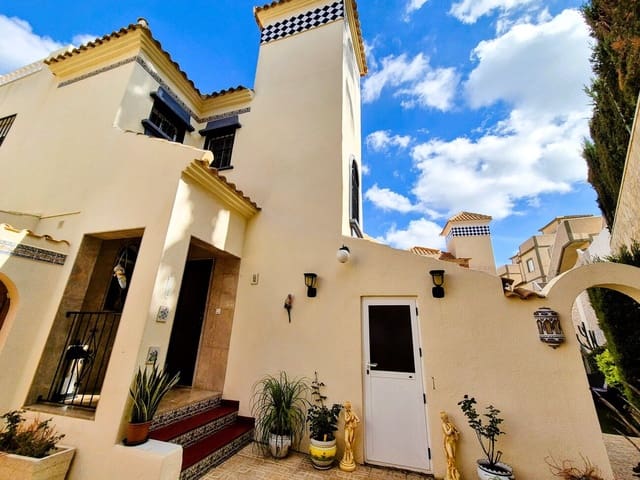 3 quarto Moradia para venda em Villamartín - 269 900 € (Ref: 9911246)