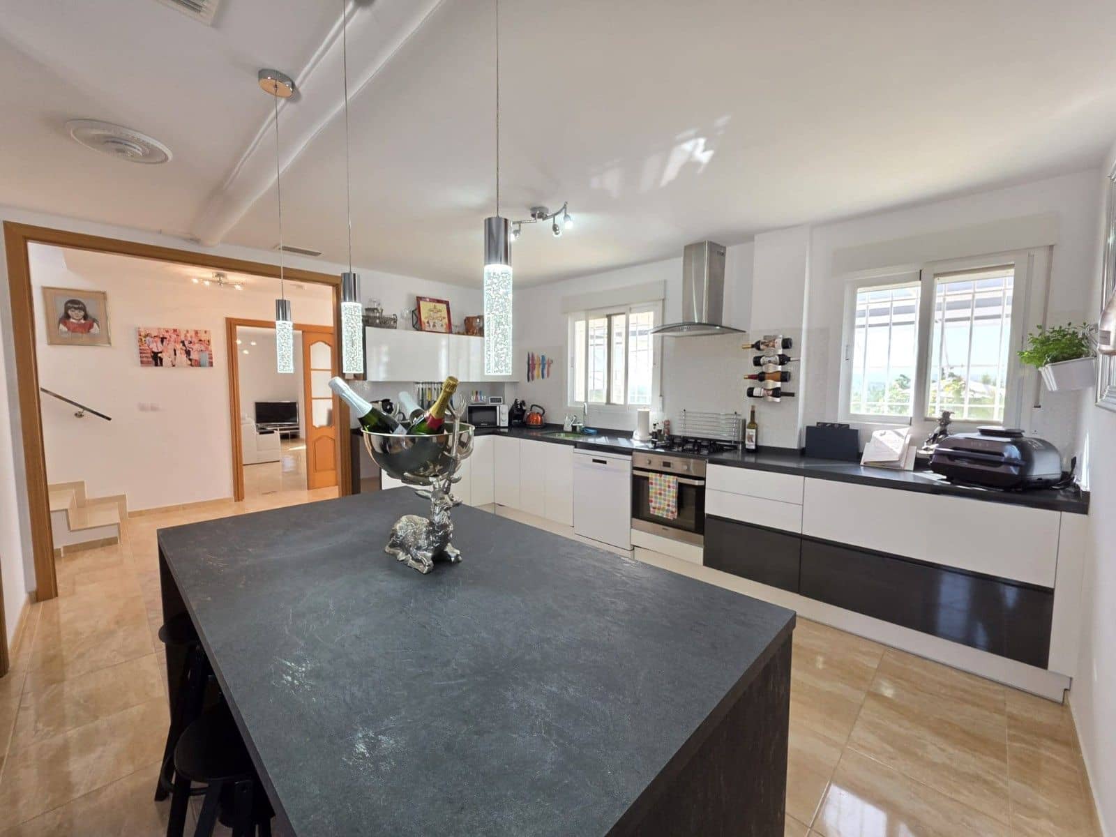 3 chambre Villa/Maison à vendre à Pinoso avec garage - 574 995 € (Ref: 9911254)