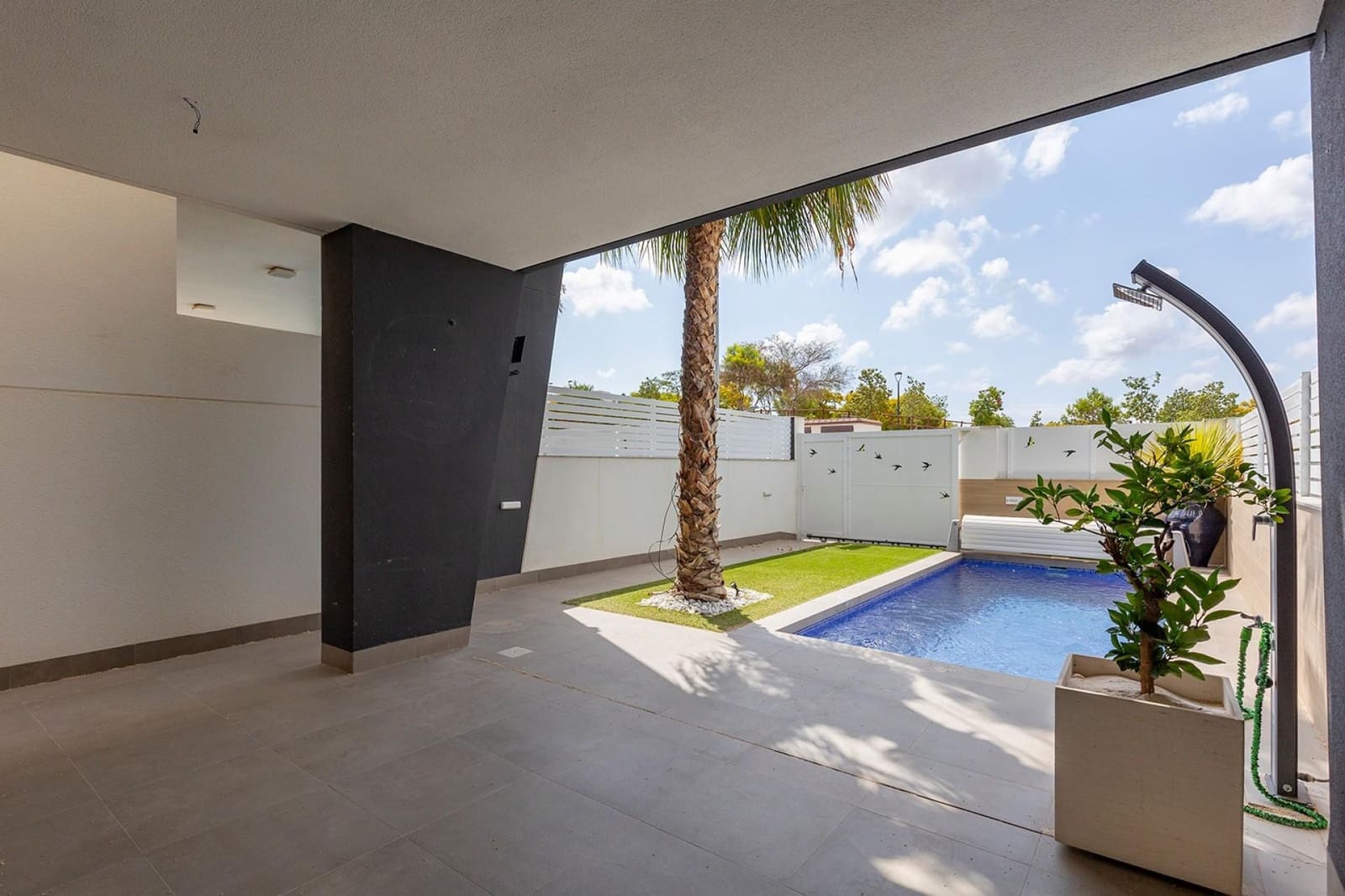 3 slaapkamer Villa te koop in Benijofar met zwembad - € 529.500 (Ref: 9917219)
