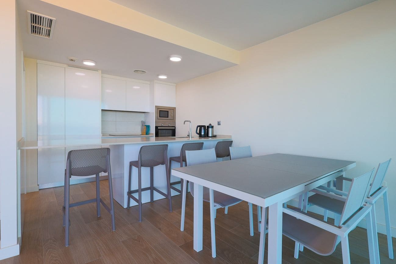 3 slaapkamer Appartement te koop in Playa Honda - € 425.000 (Ref: 9917226)