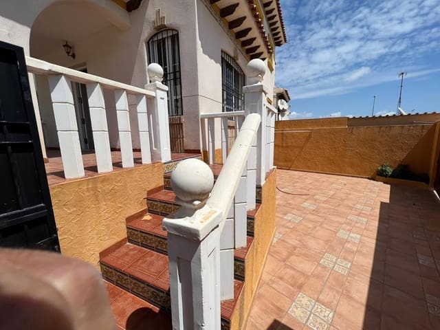 Piso de 4 habitaciones en Lomas de Cabo Roig - Los Dolses, Orihuela en venta con piscina - 245.000 € (Ref: 9917228)