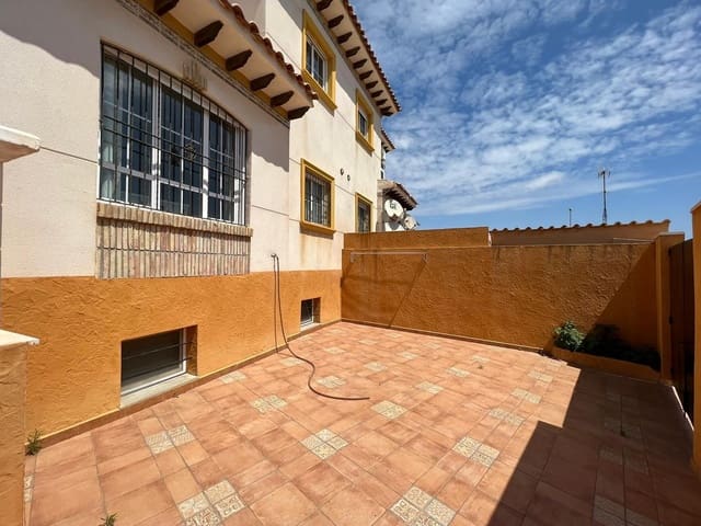 Piso de 4 habitaciones en Lomas de Cabo Roig - Los Dolses, Orihuela en venta con piscina - 245.000 € (Ref: 9917228)