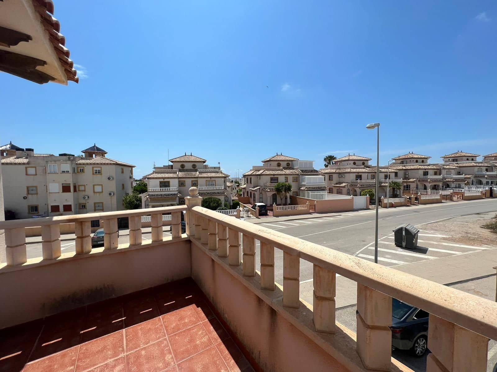 Piso de 4 habitaciones en Orihuela Costa en venta con piscina - 245.000 € (Ref: 9917228)