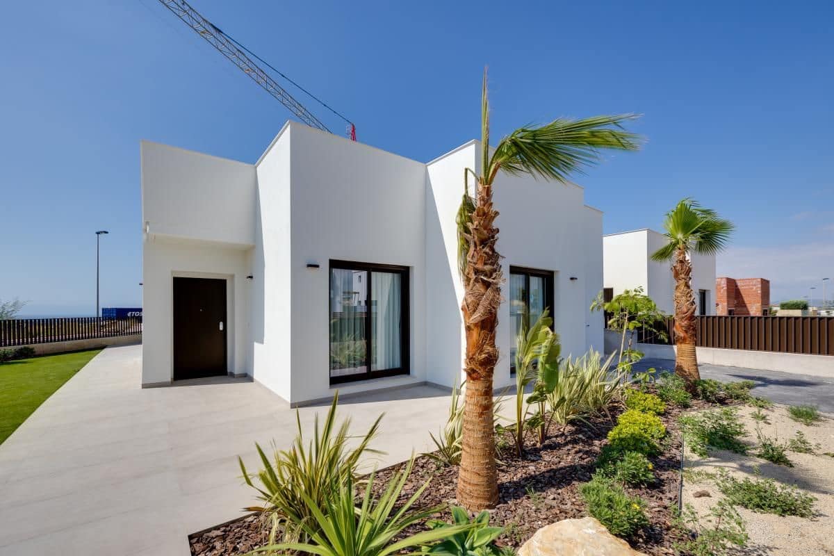 3 bedroom Villa for sale in Muchamiel / Mutxamel with pool - € 570,000 (Ref: 9917232)