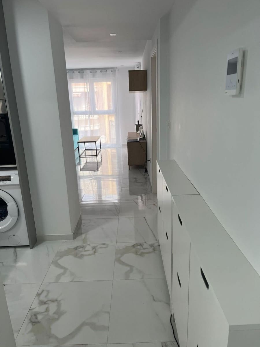Apartamento de 1 habitación en Torrevieja en venta - 185.900 € (Ref: 9918314)