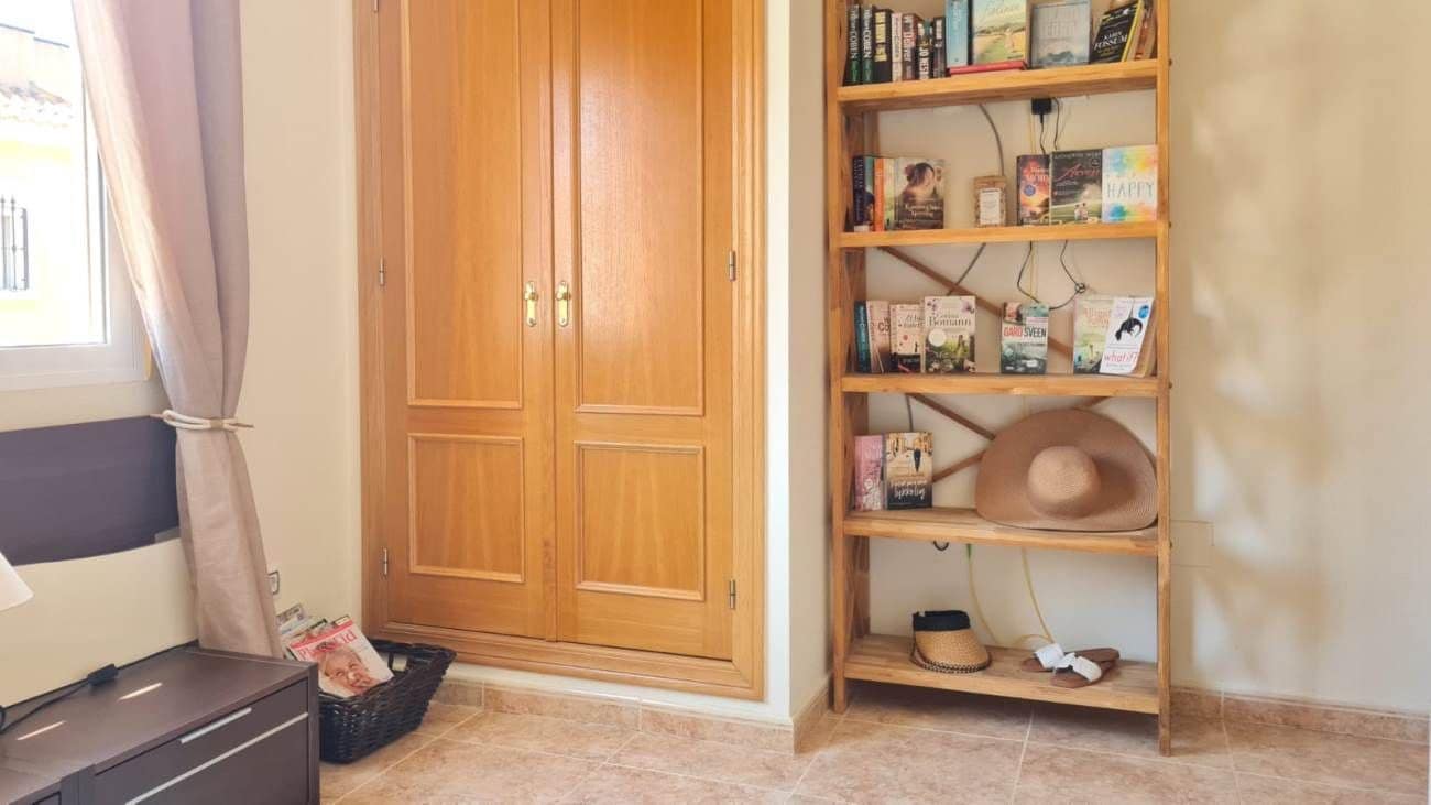 3 chambre Villa/Maison à vendre à Orihuela Costa avec piscine - 255 000 € (Ref: 9920627)
