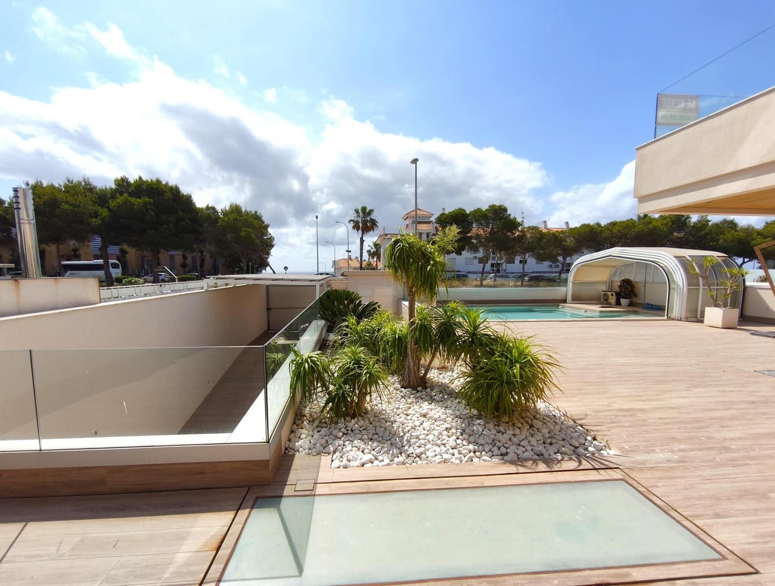 4 bedroom Villa for sale in Orihuela Costa with pool garage - € 1,890,000 (Ref: 9924767)