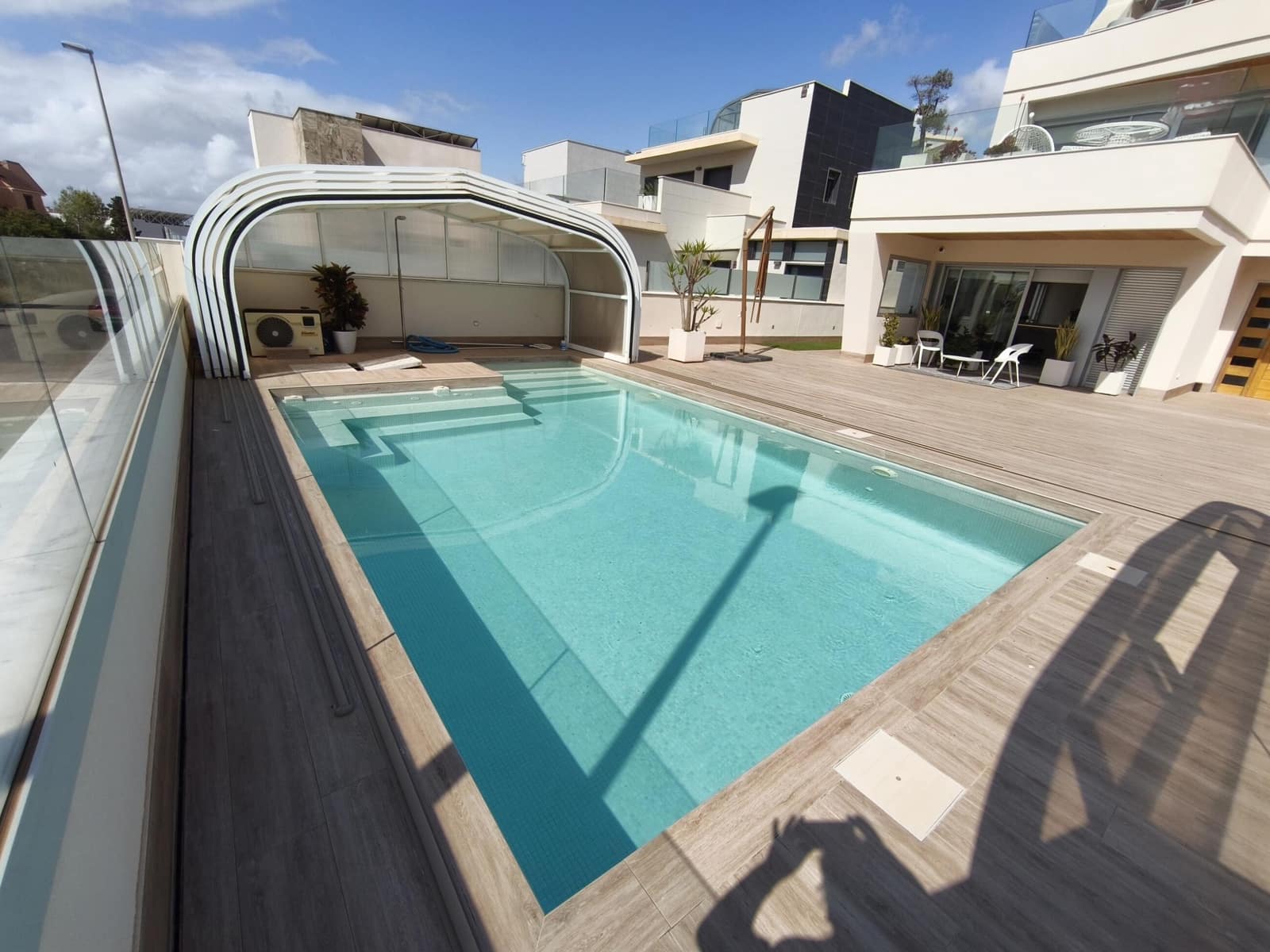 4 bedroom Villa for sale in Orihuela Costa with pool garage - € 1,890,000 (Ref: 9924767)