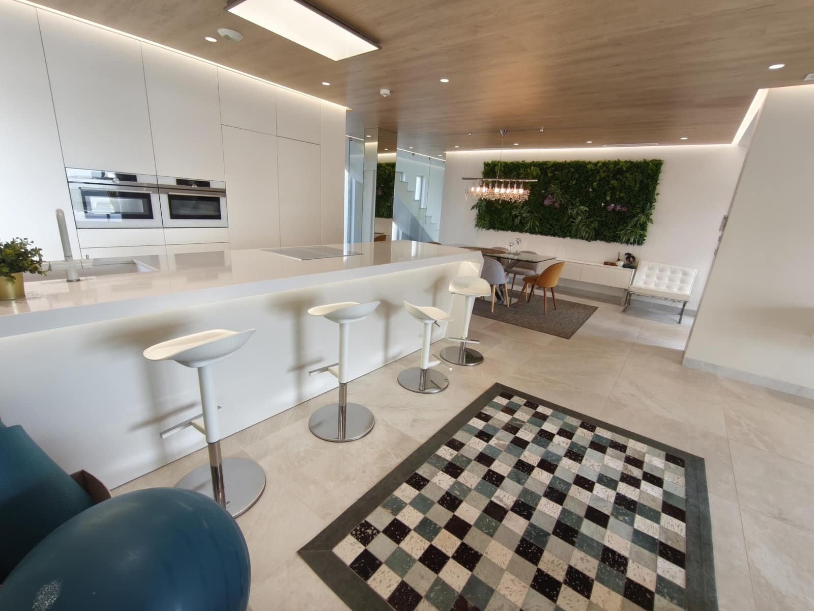 4 bedroom Villa for sale in Orihuela Costa with pool garage - € 1,890,000 (Ref: 9924767)