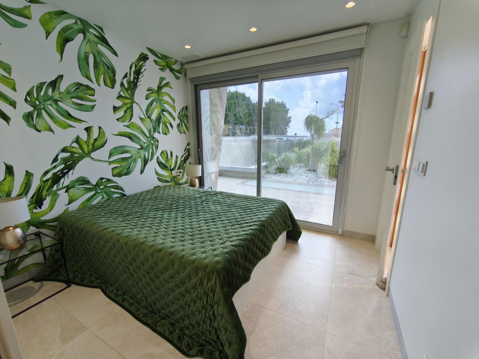 4 bedroom Villa for sale in Orihuela Costa with pool garage - € 1,890,000 (Ref: 9924767)